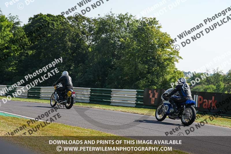 cadwell park;cadwell park photographs;cadwell trackday photographs;enduro digital images;event digital images;eventdigitalimages;peter wileman photography;racing digital images;trackday digital images;trackday photos